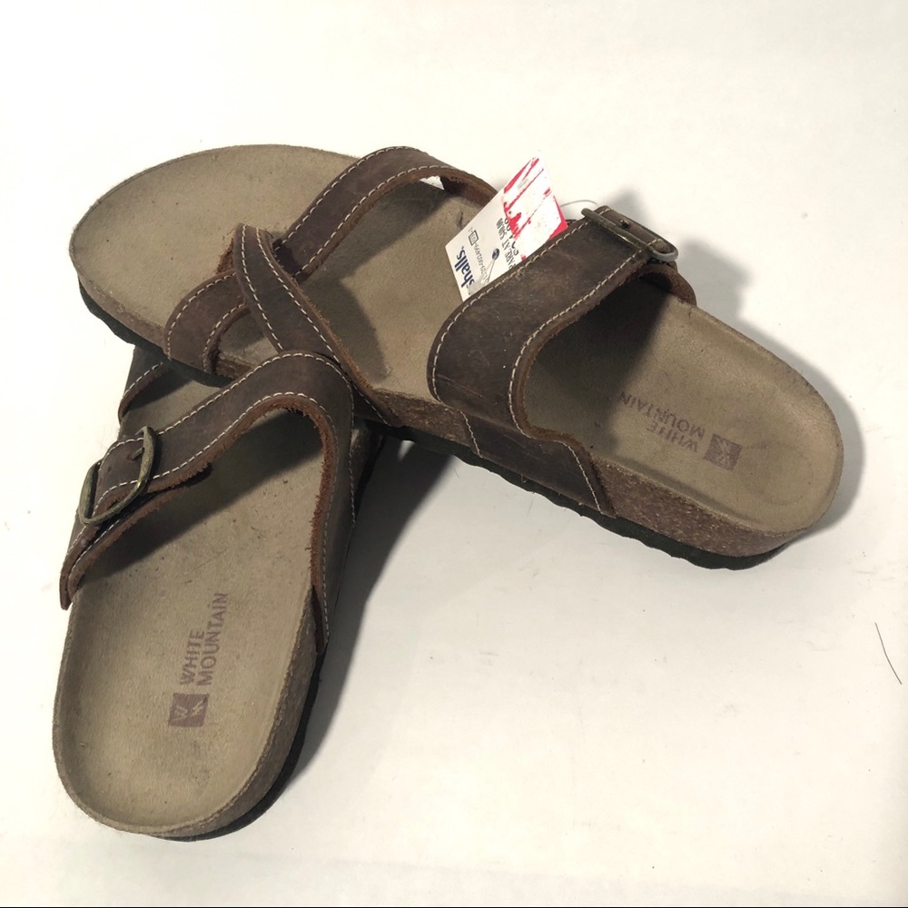 White Mountain sandals